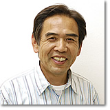 ドッグトレーナー： 鈴木隆